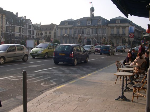  terrasse de café, rue Poincaré